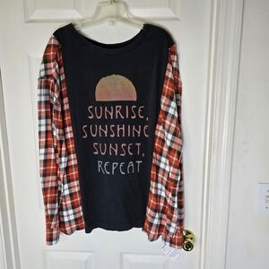 Upcycled black Sunrise‎ graphic T-shirt with plaid flannel OS